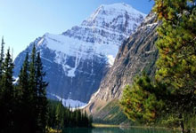 股票可不可以网上开户:配资公司排名前十-净流入站上万亿港元关口 南向资金改变港股投资生态